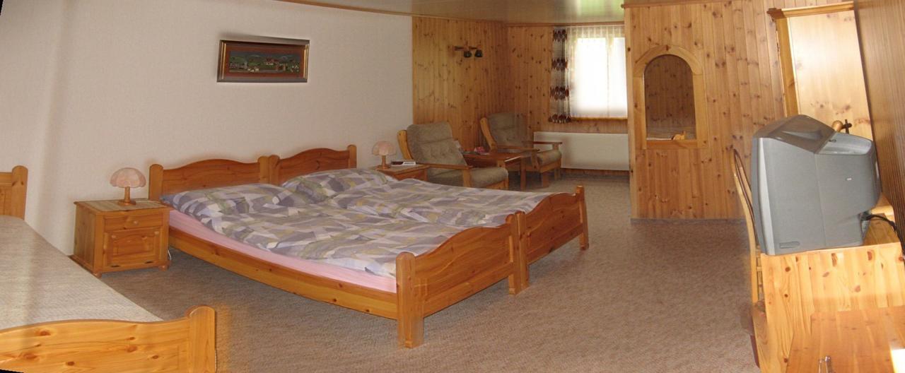Hotel Garni Traube B&B Schwellbrunn Екстер'єр фото