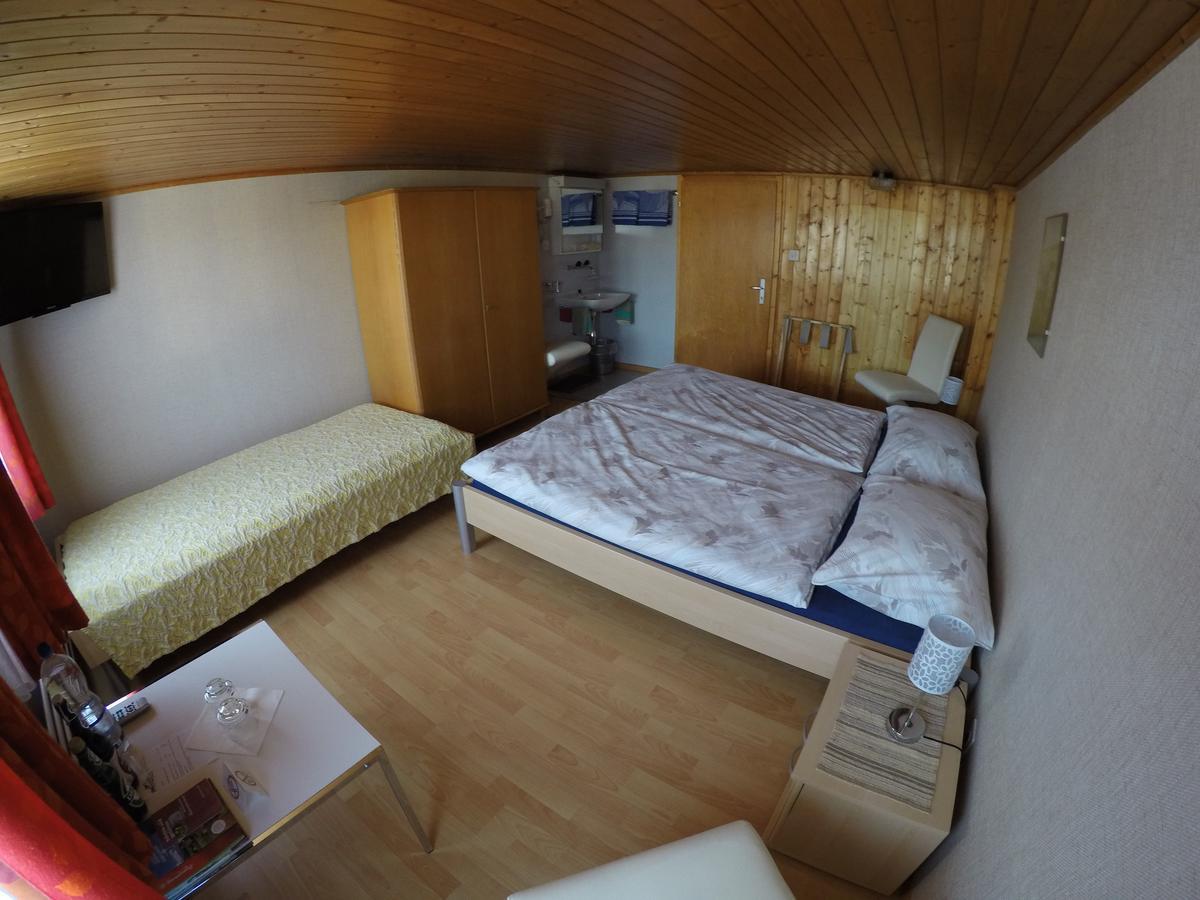 Hotel Garni Traube B&B Schwellbrunn Екстер'єр фото