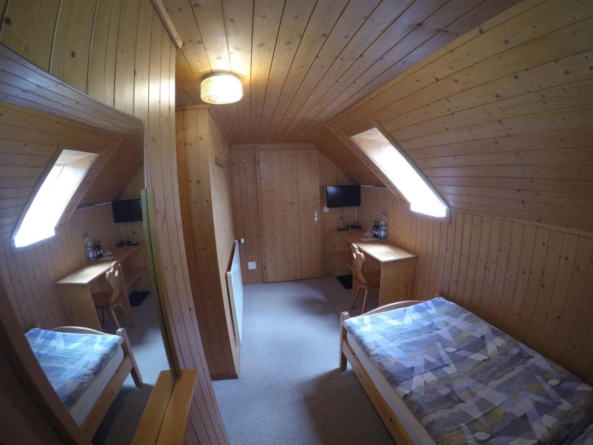 Hotel Garni Traube B&B Schwellbrunn Екстер'єр фото